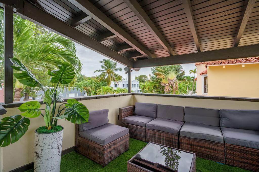 New! Miami & Calle Ocho Simpson'S Funhouse! Экстерьер фото